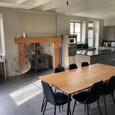 Au P'tit Bonheur D'auge Maison Nyaraló Augé